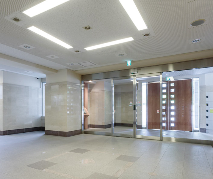 エントランスホール