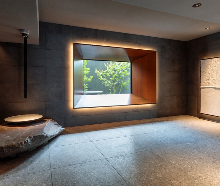 エントランスホール